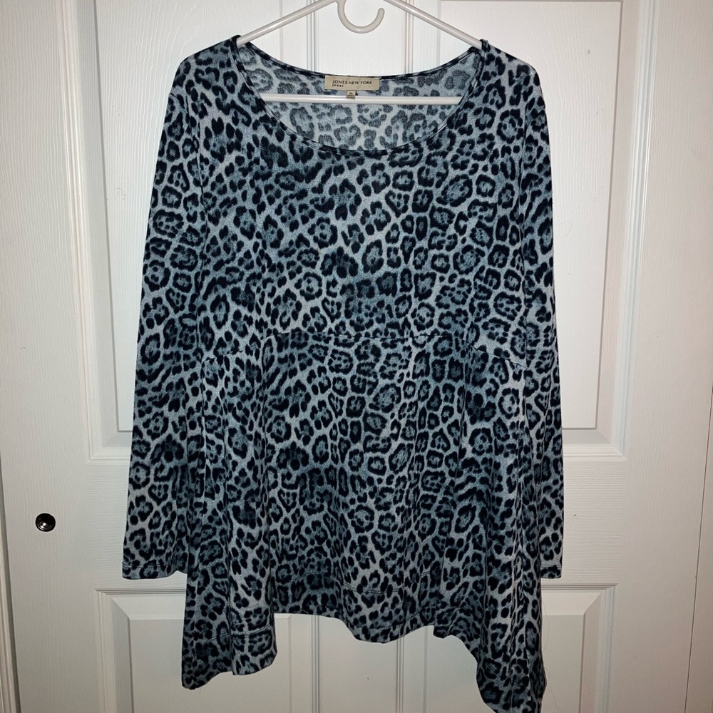 Jones New York Flowy Leopard Print Tunic